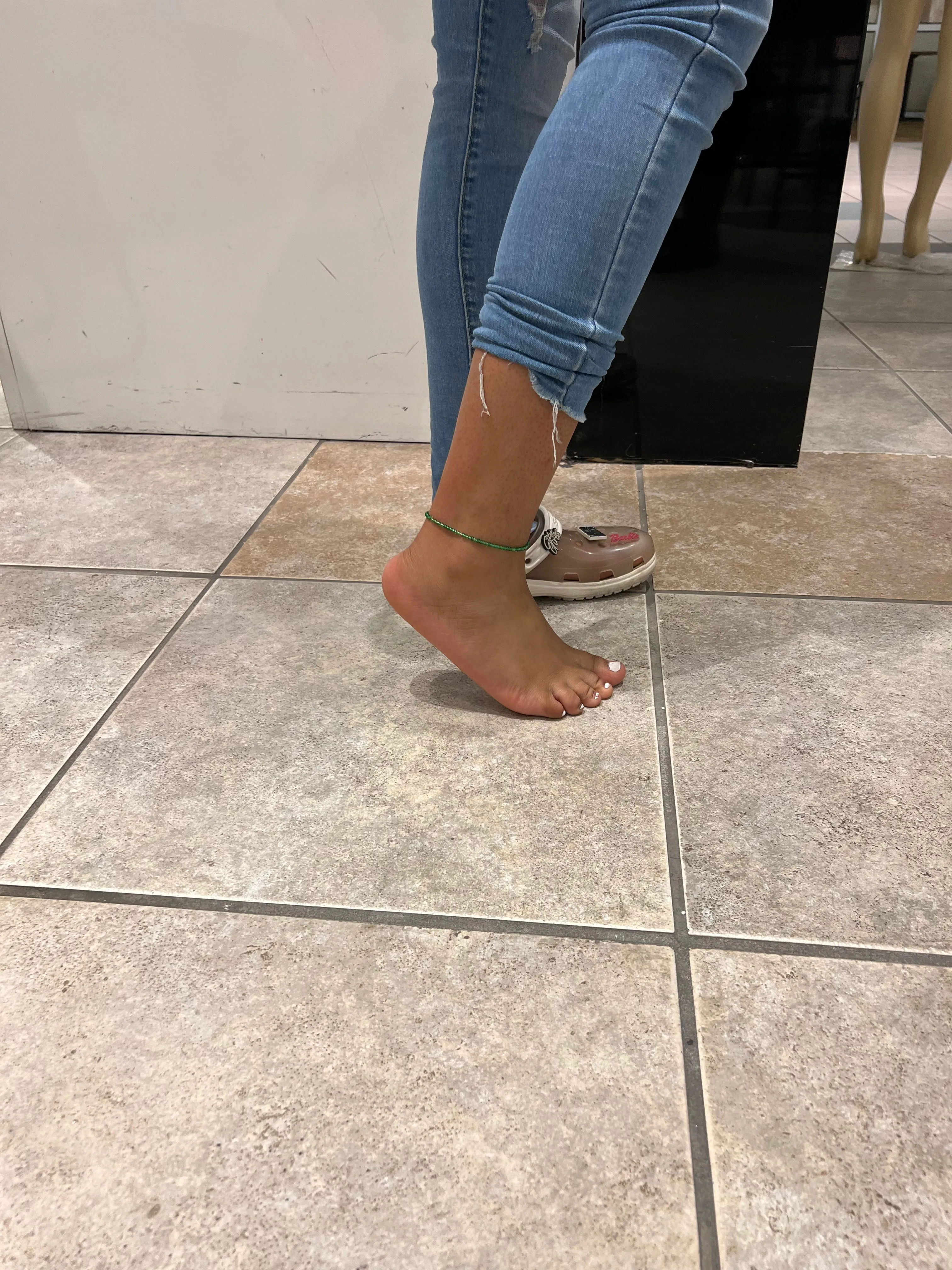 Seeing green anklet