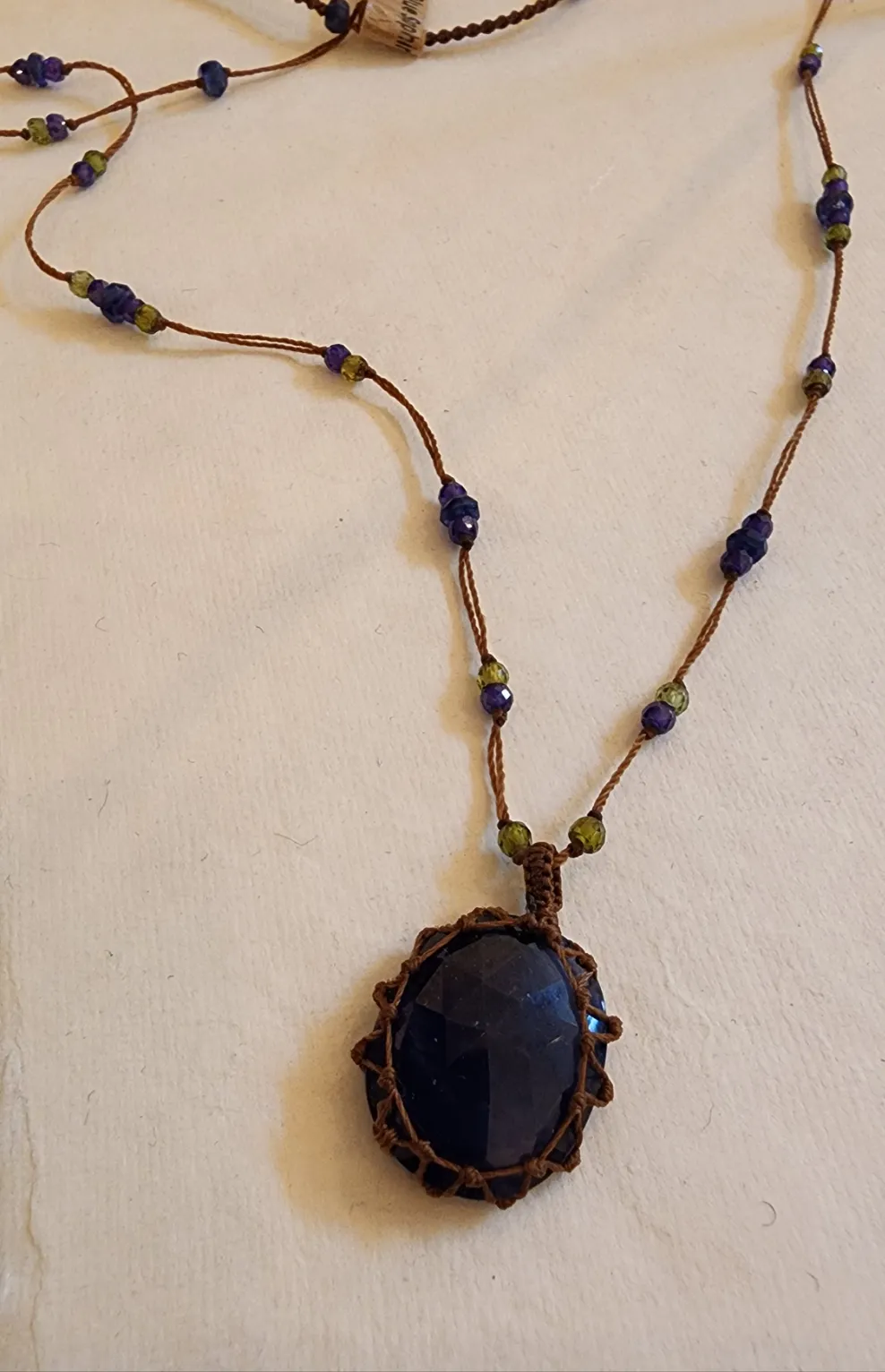 Short Tibetan necklace - glassfilled Blue Sapphire